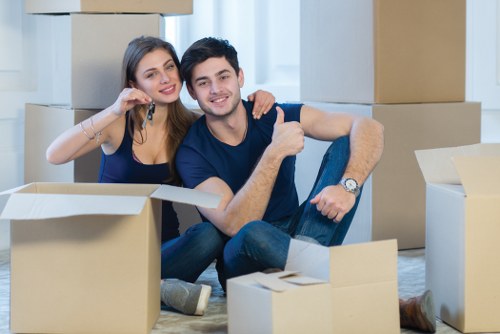 Reliable moving truck service for Greenwich apartments and houses