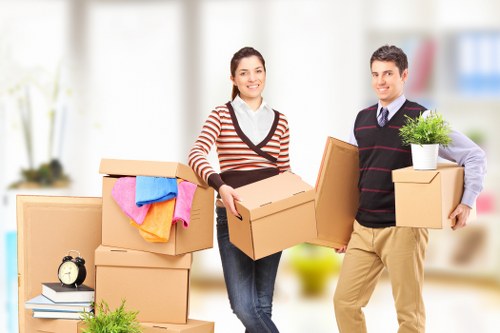 Safe lifting and handling during a Greenwich house move